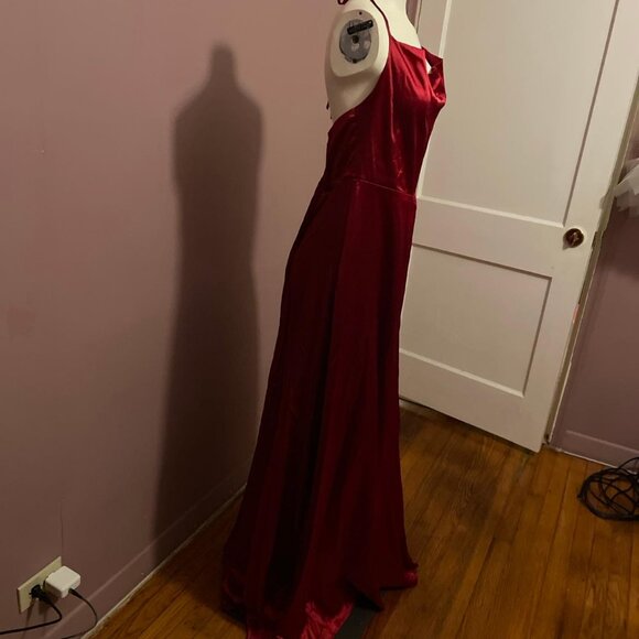 Dress used twice - Picture 3 of 7